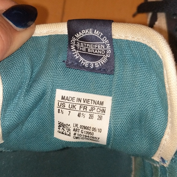 Adidas sleek series size 8.5 sneaker navy blue - Picture 3 of 6